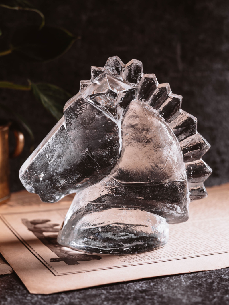 przycisk-do-papieru-glowa-konia-pukberg-lata-80te-20250821-0092 Szklana figurka głowy konia Pukeberg lata 90te