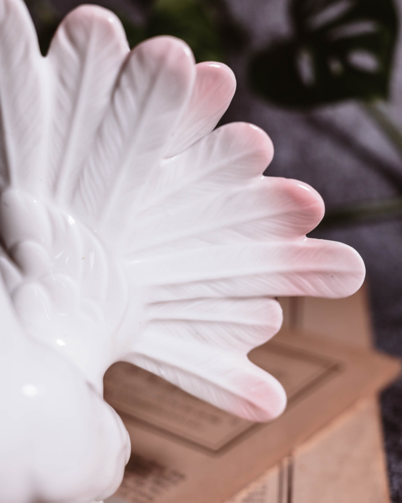 Porcelanowa figurka gołębia Lipperlsdorf lata 50te