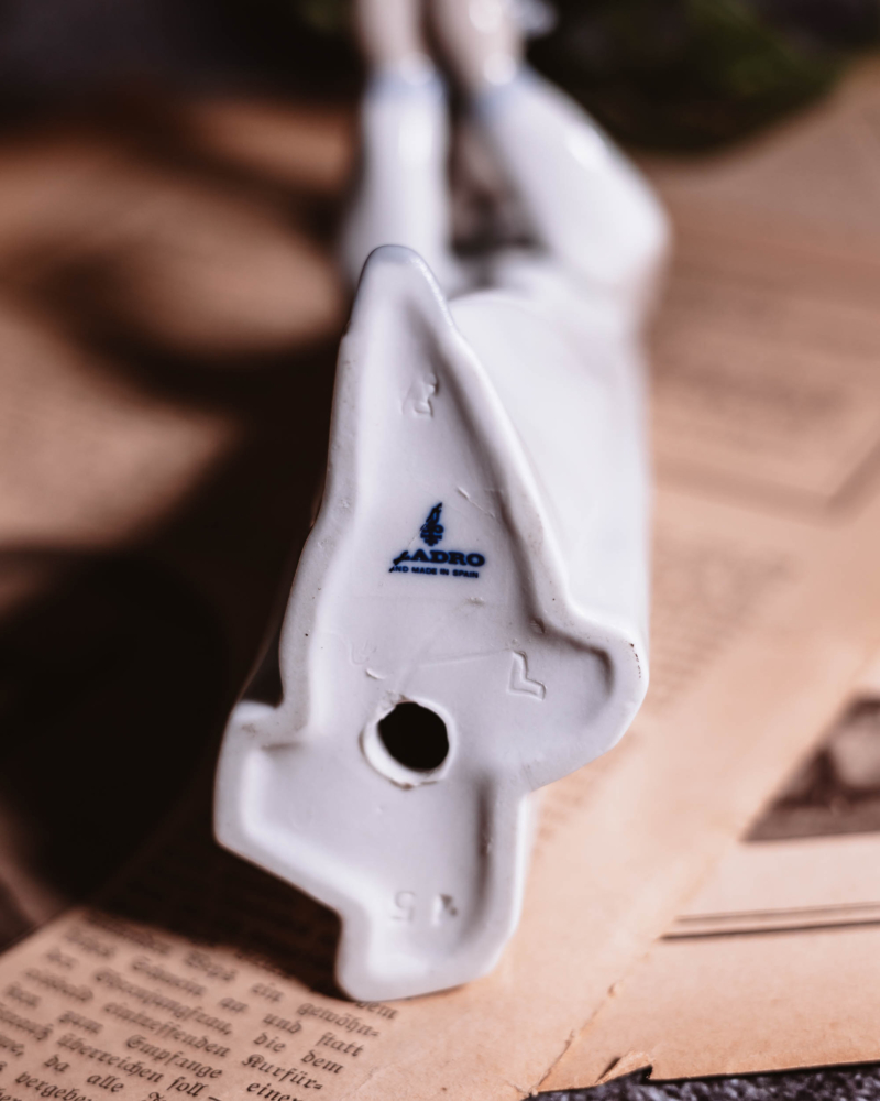 Figurka dziewczynki ze świecą Lladro lata 90te