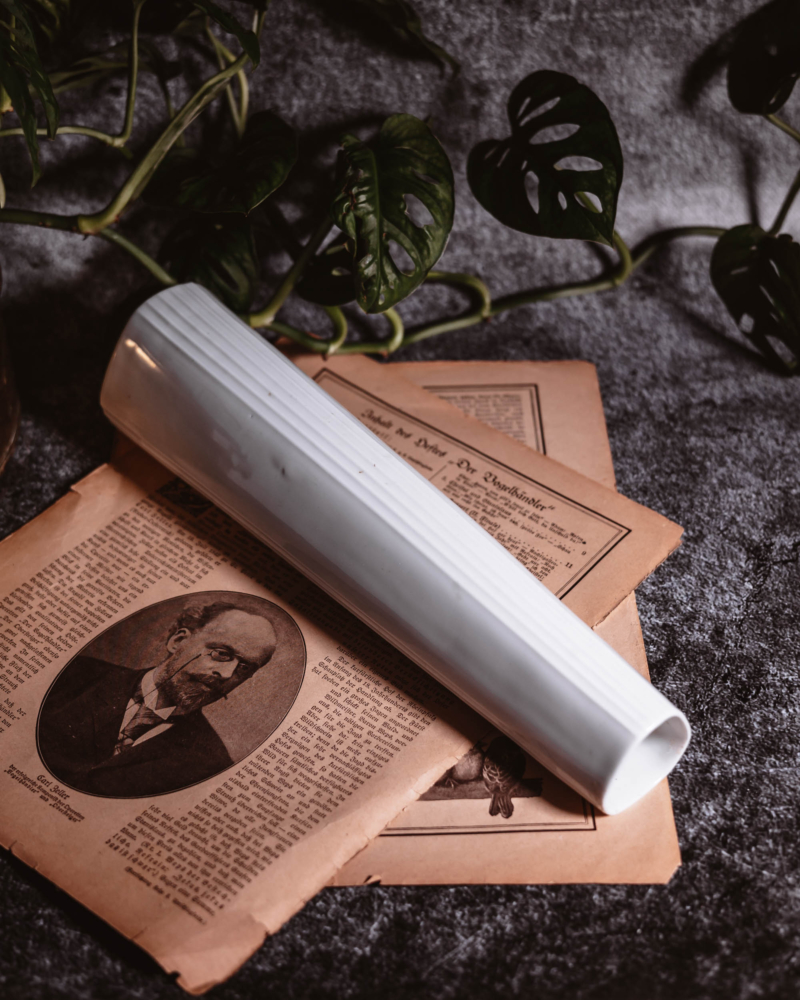 Porcelanowy wazon słupek Bavaria Jaeger lata 50te