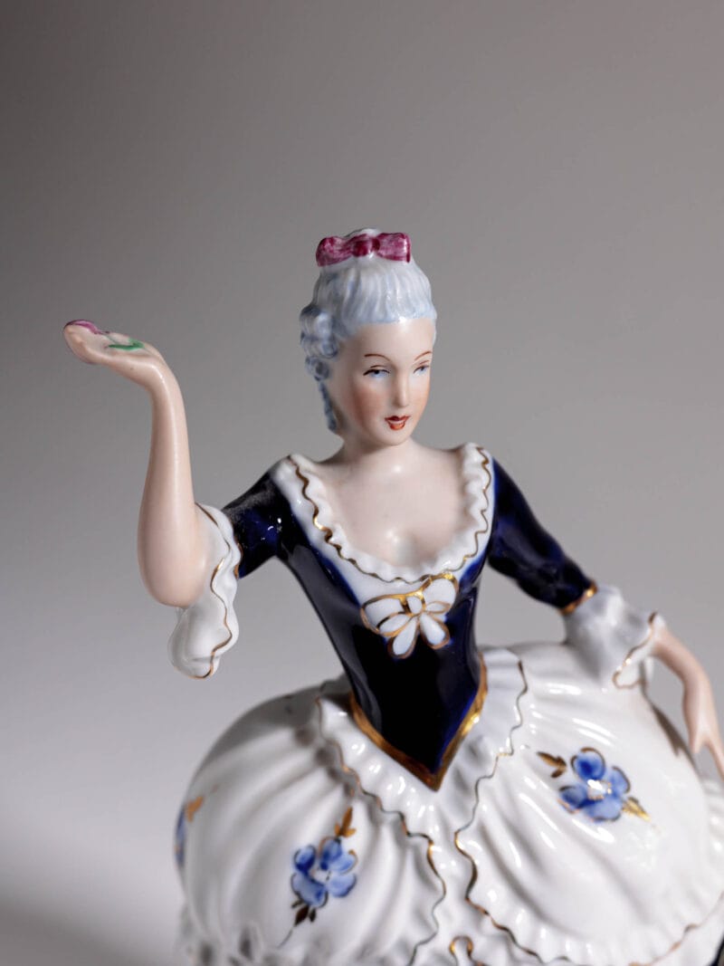 figurka-arystokratki-damy-royal-dux-20260422-0821 figurka damy dworskiej Royal Dux lata 50te