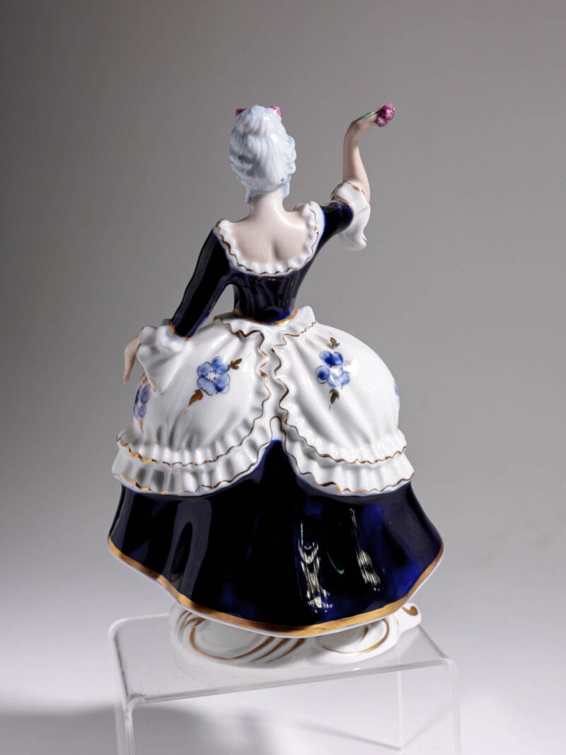 figurka-arystokratki-damy-royal-dux-20260422-0825 figurka damy dworskiej Royal Dux lata 50te