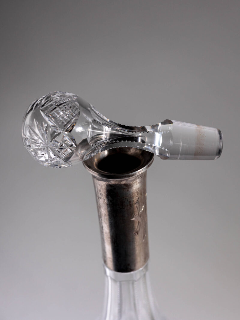 Kryształowa karafka do wina okuta srebrem 800 lata 20te