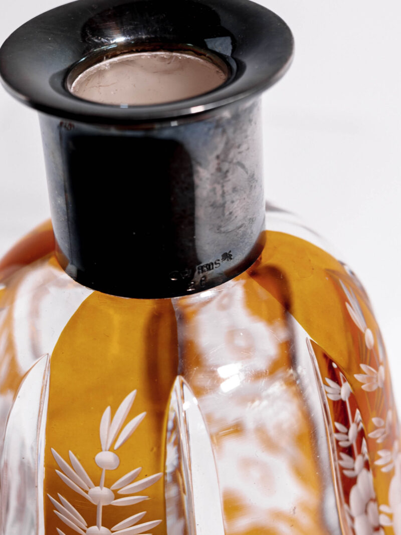 Kryształowa karafka Józefina okuta srebrem 830 lata 20te