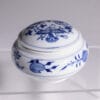 cukiernica-meissen-zwiebelmuster-20260608-0335 Cukiernica Meissen z wzorem cebulowym lata 30te