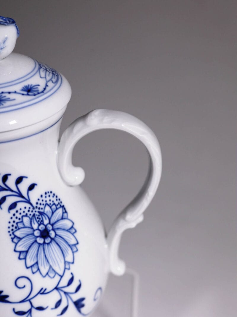 imbryk-do-espresso-meissen-zwiebelmuster-20260608-0330 Imbryk do espresso Meissen z wzorem cebulowym lata 30te