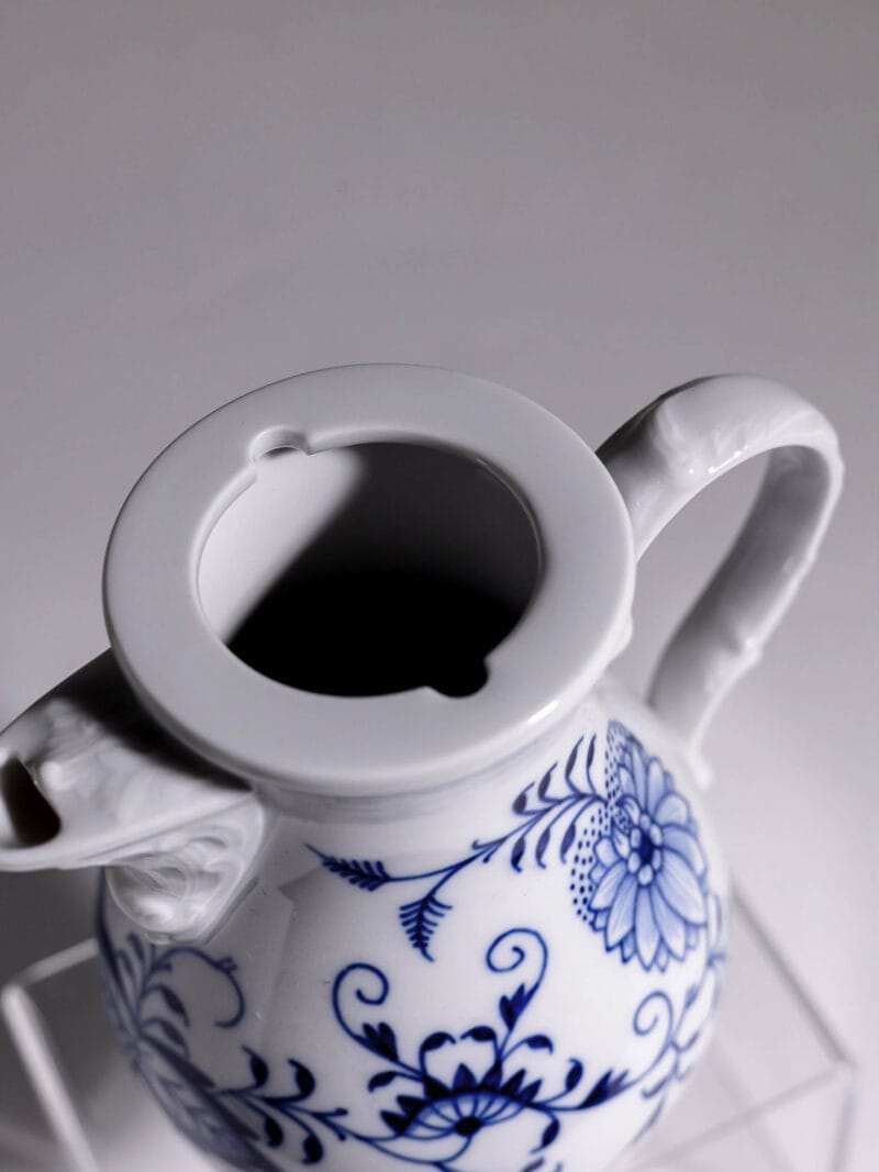 imbryk-do-espresso-meissen-zwiebelmuster-20260608-0333 Imbryk do espresso Meissen z wzorem cebulowym lata 30te