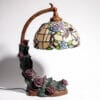lama-witrazowa-drzewo-styl-tiffany-20260608-0495 Unikatowa lampka witrażowa w stylu Tiffany ważka lata 90te