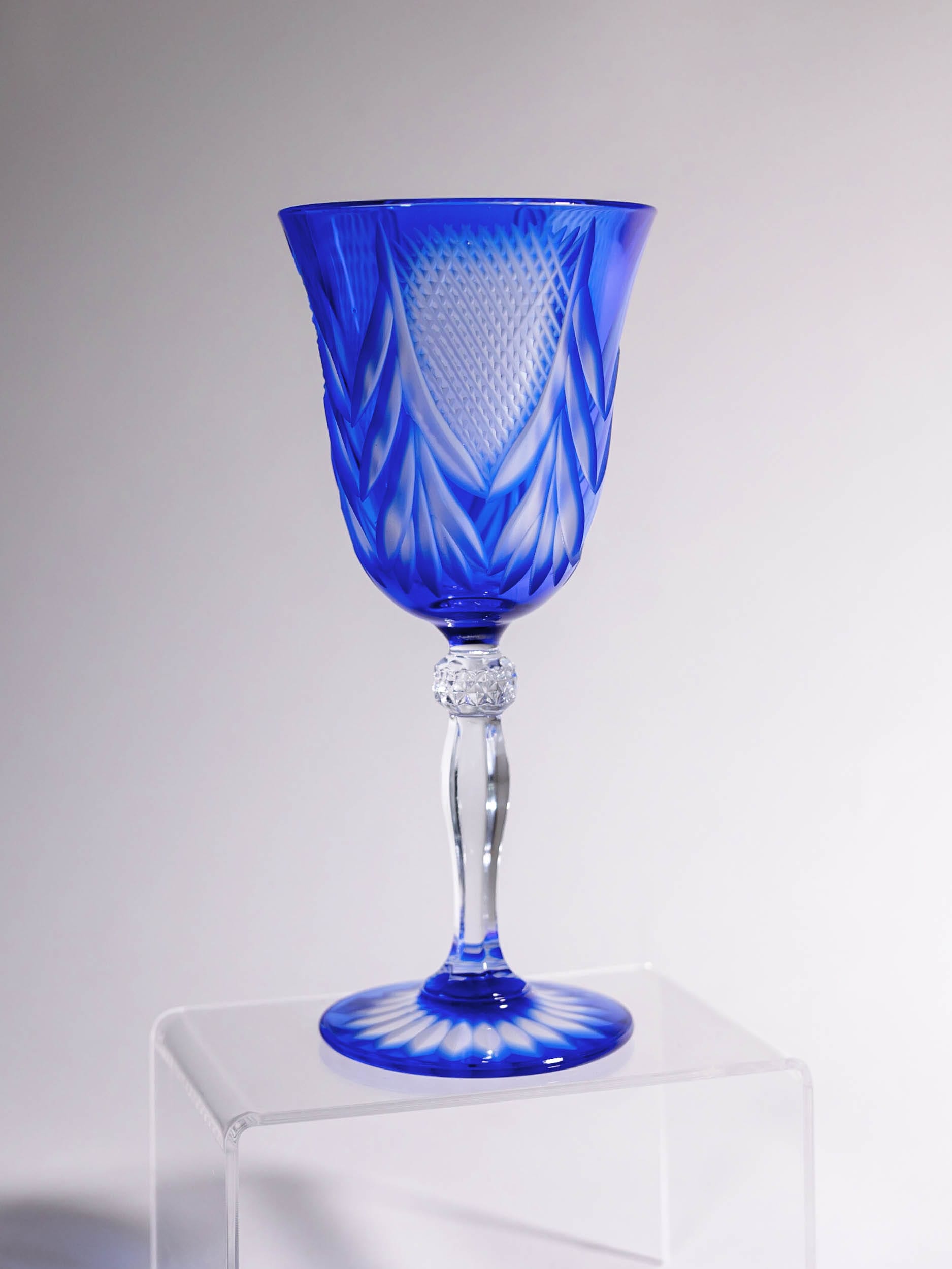 Kryształowy kieliszek do wina Crystal D’arques Menuet lata 90te