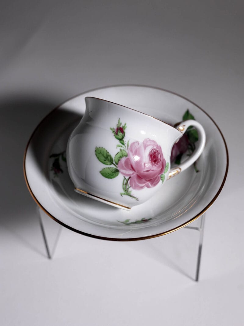 duo-kawowe-meissen-roza-labedz-20261005-8323 Duo kawowe Meissen z wzorem w różę uszko łabędzia 1924 rok