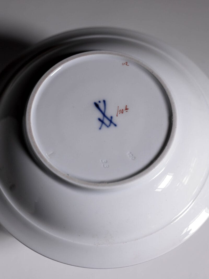 duo-kawowe-meissen-roza-labedz-20261005-8325 Duo kawowe Meissen z wzorem w różę uszko łabędzia 1924 rok